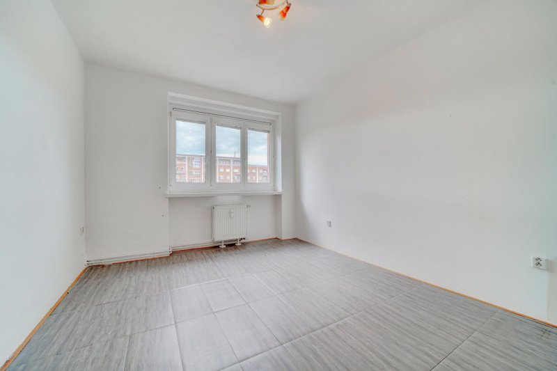 2+1 TŘ. T. BATI, ZLÍN, 62m2, LODŽIE