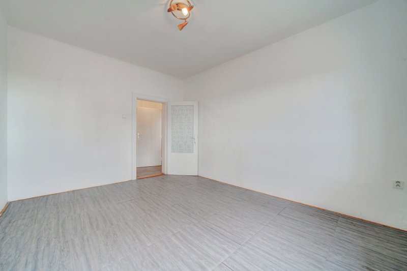 2+1 TŘ. T. BATI, ZLÍN, 62m2, LODŽIE