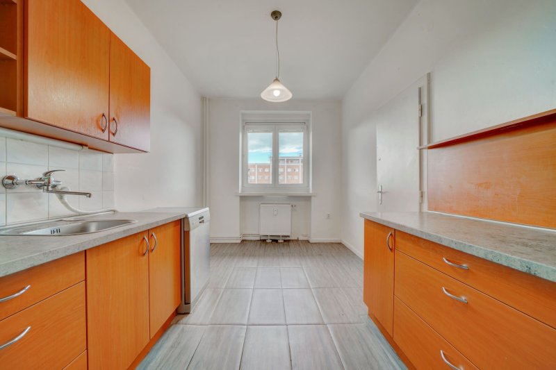 2+1 TŘ. T. BATI, ZLÍN, 62m2, LODŽIE
