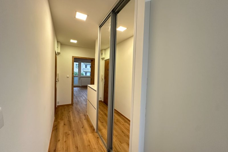 1+1 CENTRUM MĚSTA S BALKONEM, ULICE POTOKY 