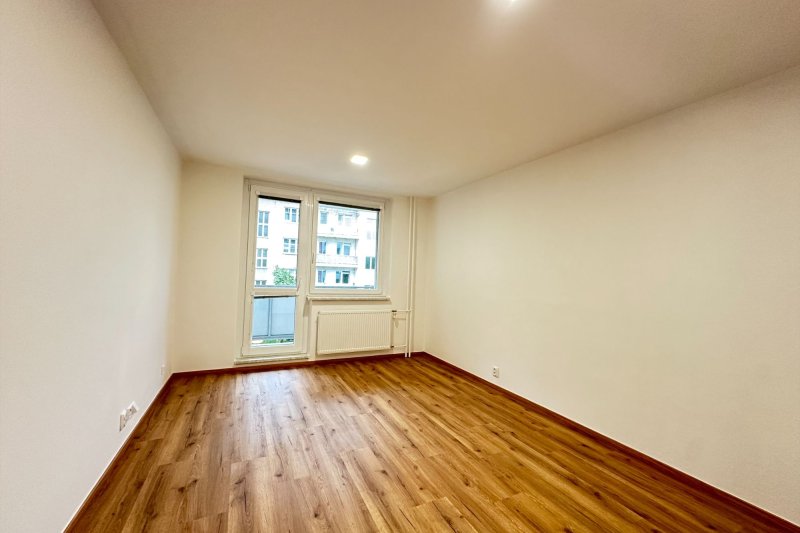 1+1 CENTRUM MĚSTA S BALKONEM, ULICE POTOKY 