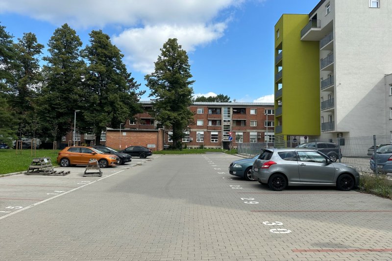 PARKING OTROKOVICE, MORAVNÍ ULICE