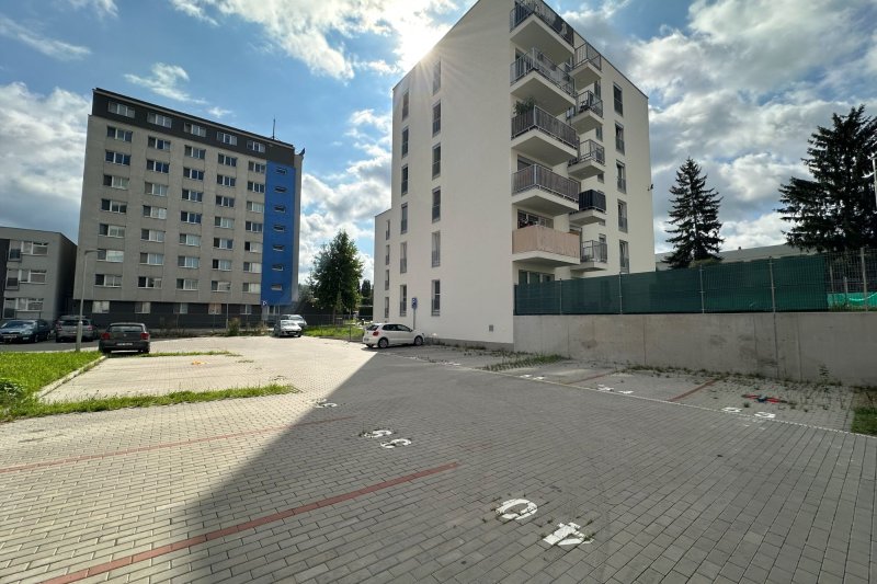 PARKING OTROKOVICE, MORAVNÍ ULICE
