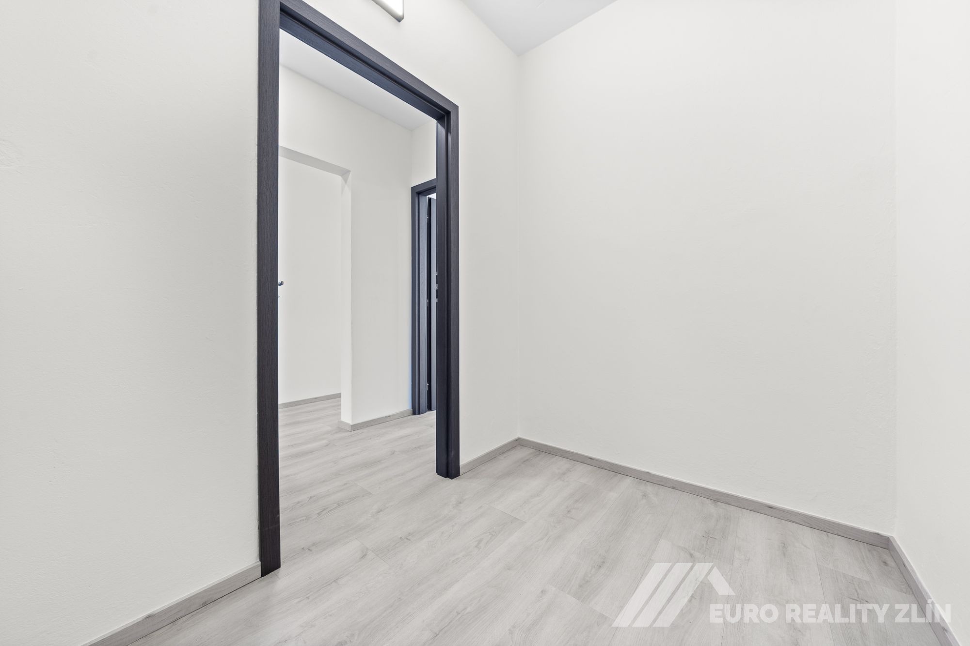 3+1 ULICE DĚTSKÁ ZLÍN 77 m2 + LODGIE, PO KOMPL. REKO