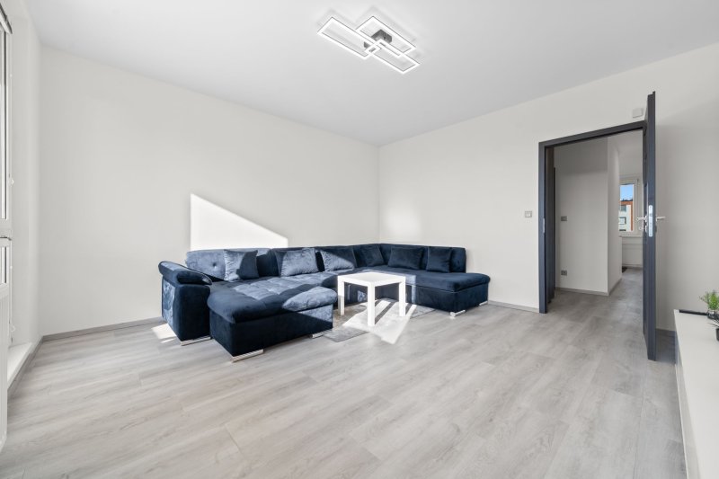 3+1 ULICE DĚTSKÁ ZLÍN 77 m2 + LODGIE, PO KOMPL. REKO