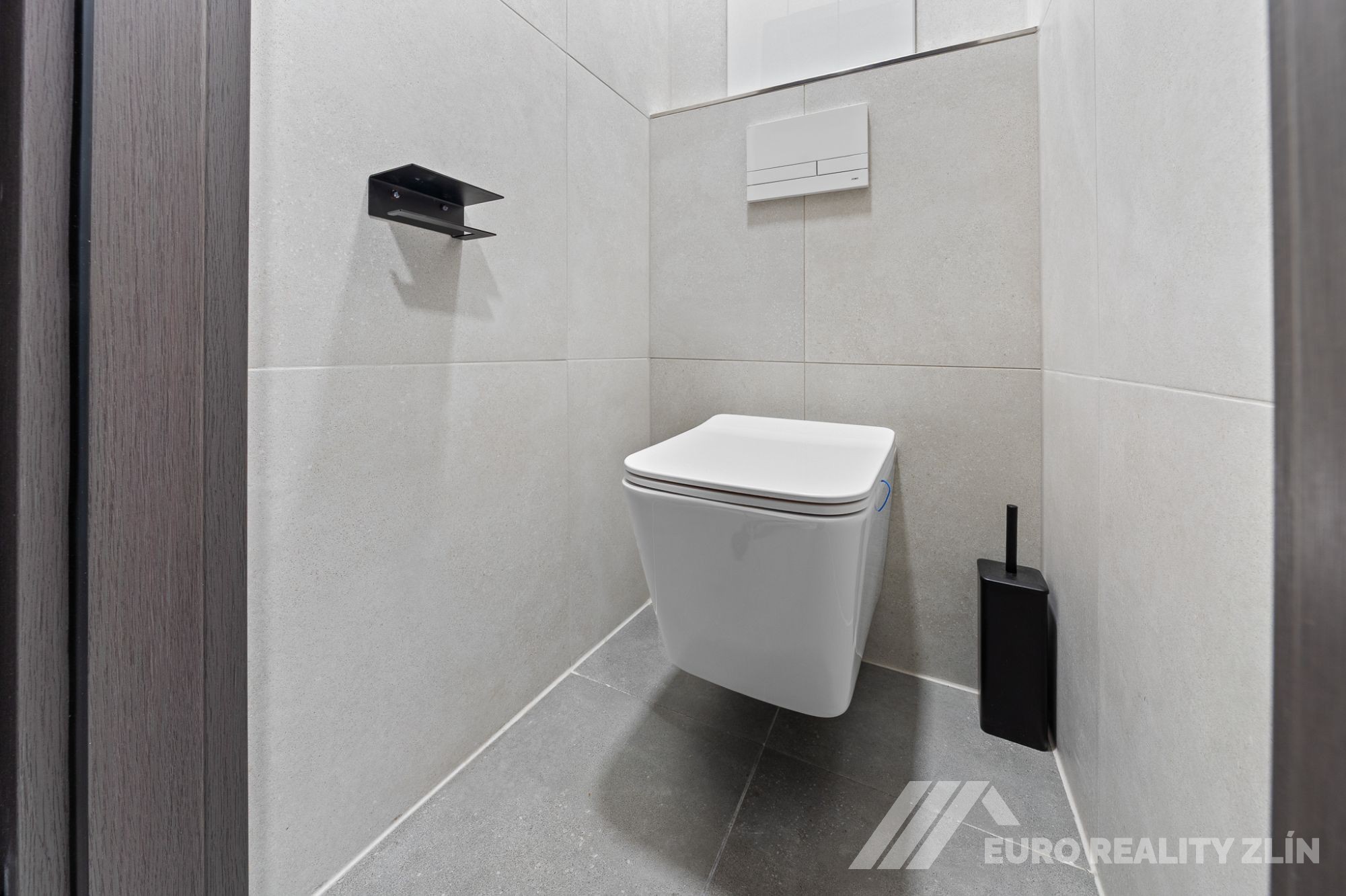 3+1 ULICE DĚTSKÁ ZLÍN 77 m2 + LODGIE, PO KOMPL. REKO