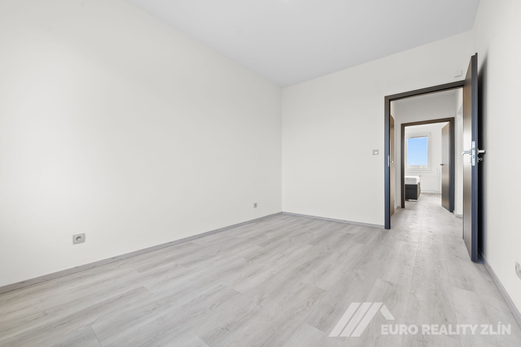 3+1 ULICE DĚTSKÁ ZLÍN 77 m2 + LODGIE, PO KOMPL. REKO
