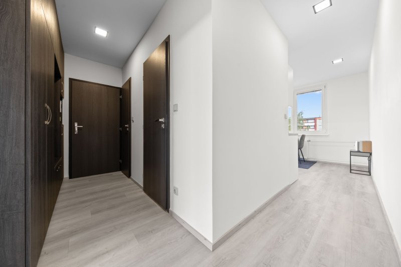 3+1 ULICE DĚTSKÁ ZLÍN 77 m2 + LODGIE, PO KOMPL. REKO