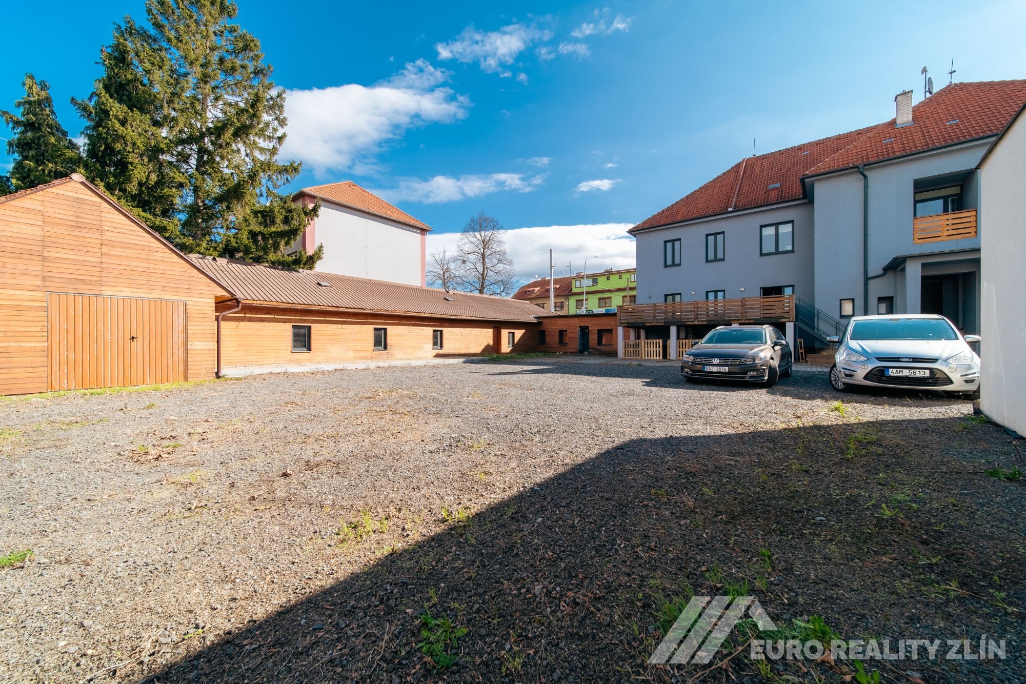 KANCELÁŘSKÉ PROSTORY - OTROKOVICE CENTRUM VČ. PARKINGU