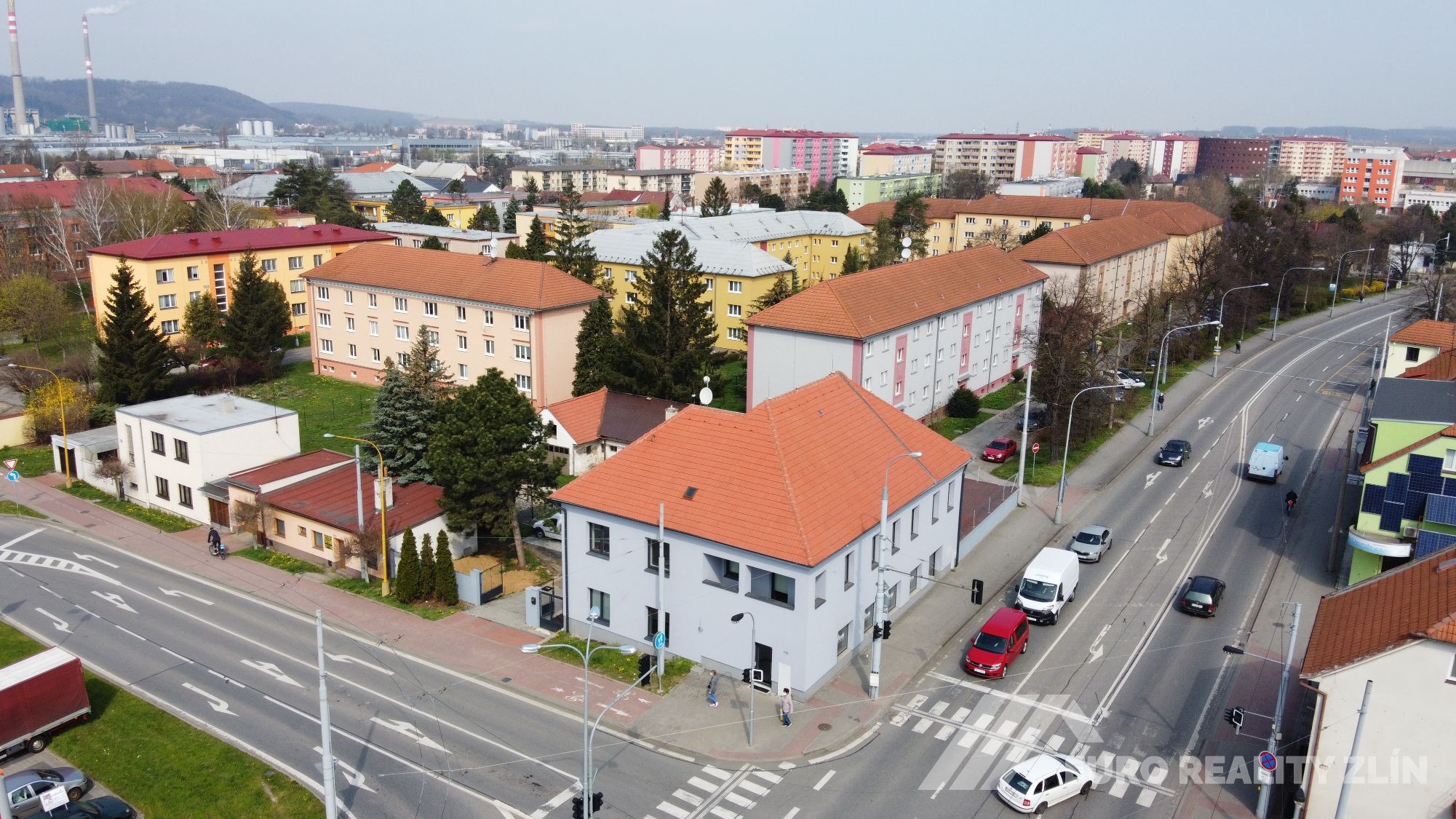 KANCELÁŘSKÉ PROSTORY - OTROKOVICE CENTRUM VČ. PARKINGU