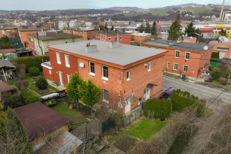 PRODEJ BAŤOVSKÉHO ČTVRTDOMKU 3+KK, ULICE MOSTNÍ, ZLÍN