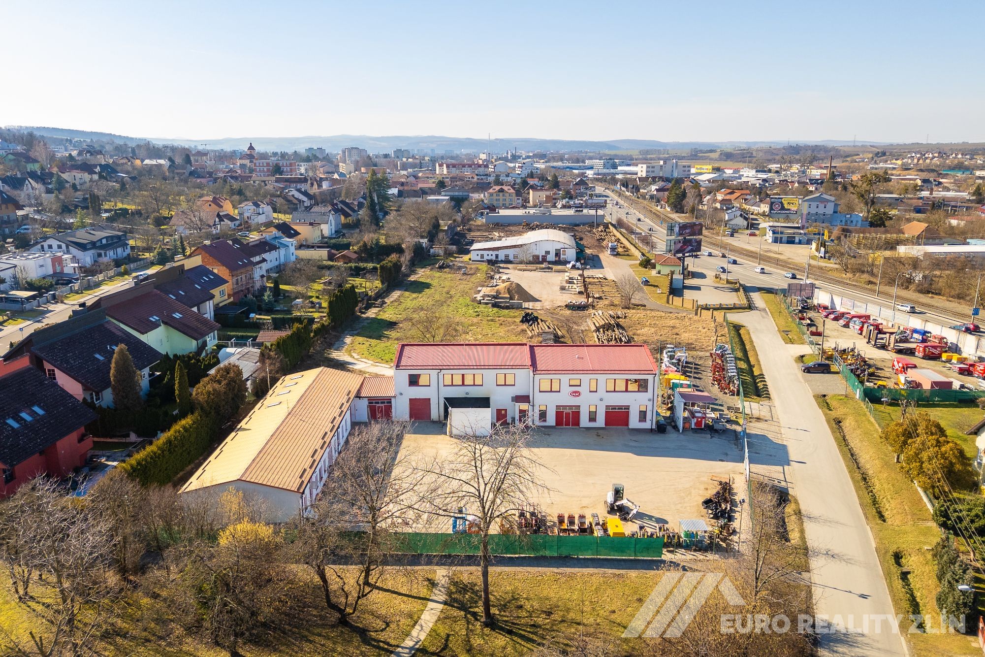 Prodej komerčního areálu s investičním potenciálem Zlín, Malenovice 