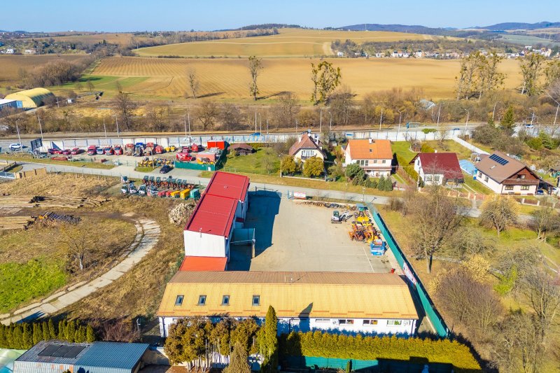 Prodej komerčního areálu s investičním potenciálem Zlín, Malenovice 