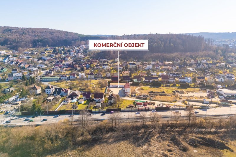 Prodej komerčního areálu s investičním potenciálem Zlín, Malenovice 