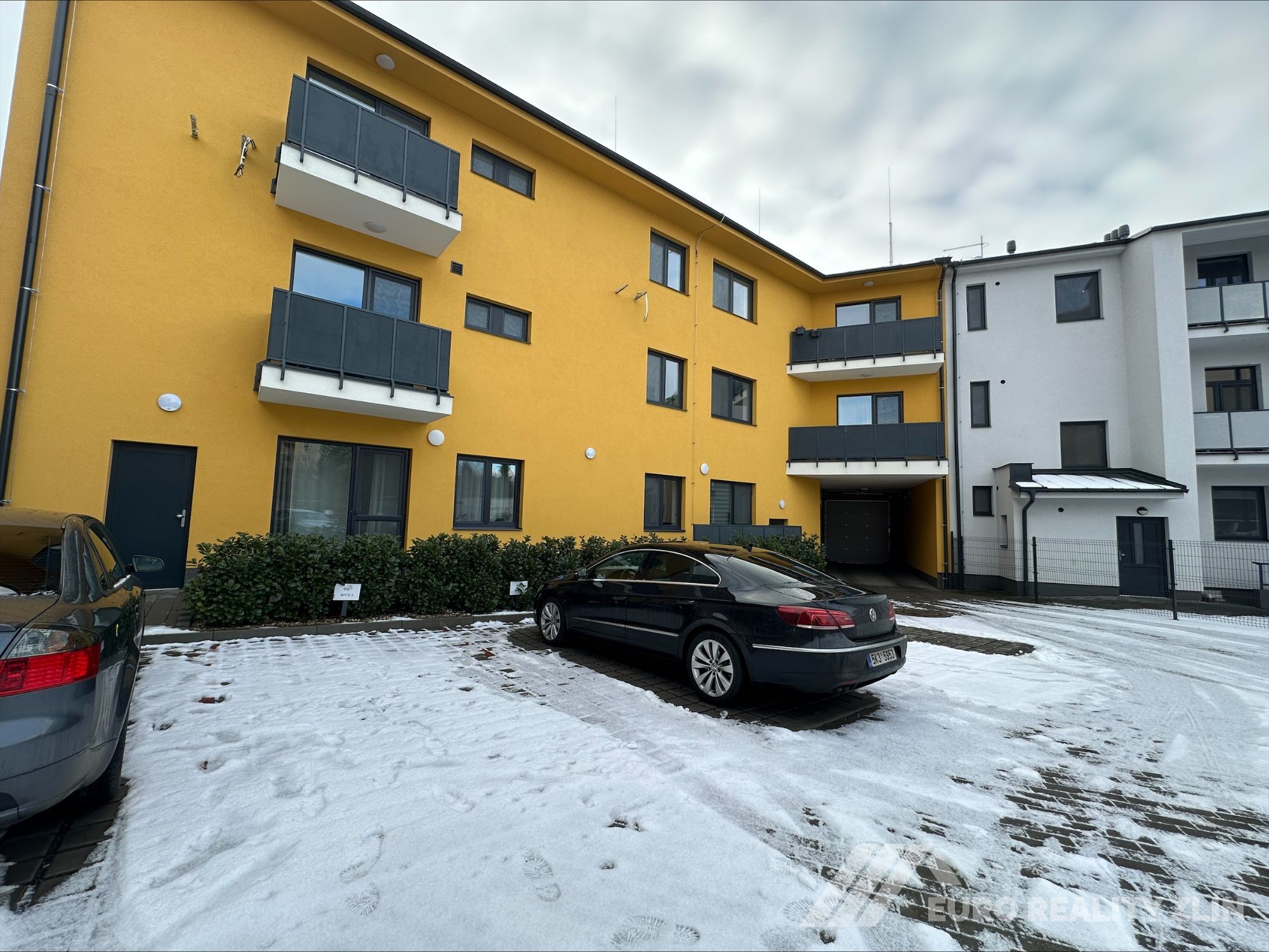 1+KK OTROKOVICE - NOVOSTAVBA S TERASOU A PARKINGEM