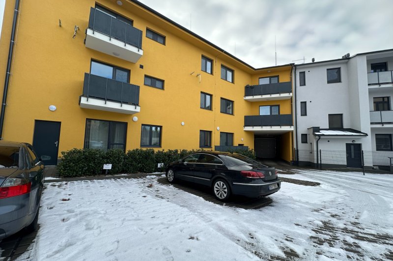 1+KK OTROKOVICE - NOVOSTAVBA S TERASOU A PARKINGEM