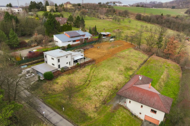 Stavební pozemek 1 488 m2 - Zlín, Mladcová