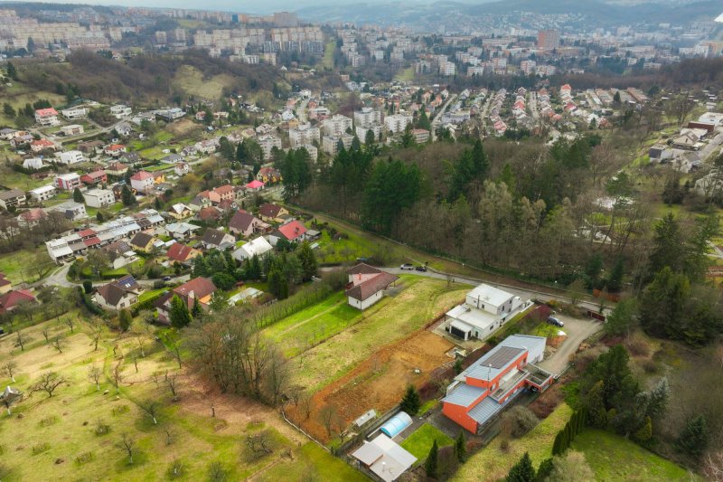 Stavební pozemek 1 488 m2 - Zlín, Mladcová