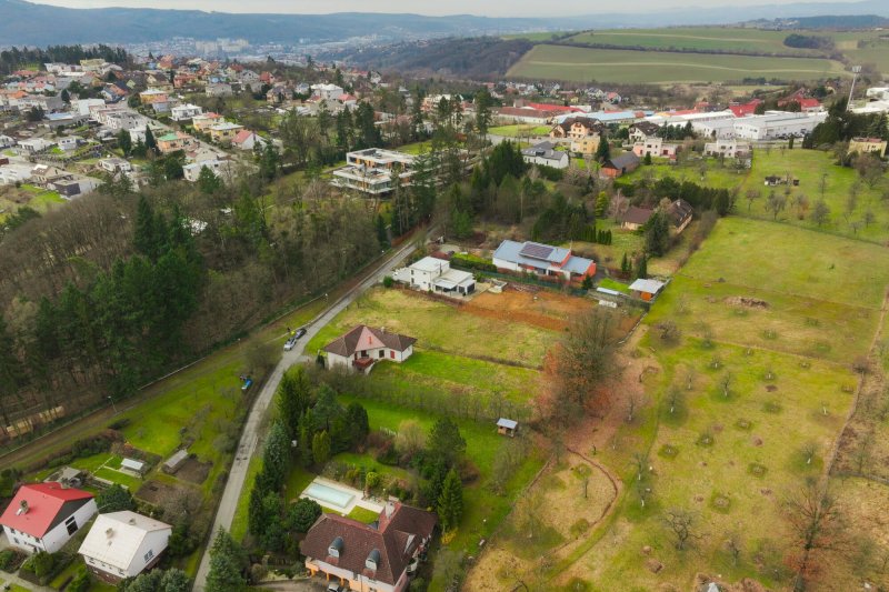 Stavební pozemek 1 488 m2 - Zlín, Mladcová