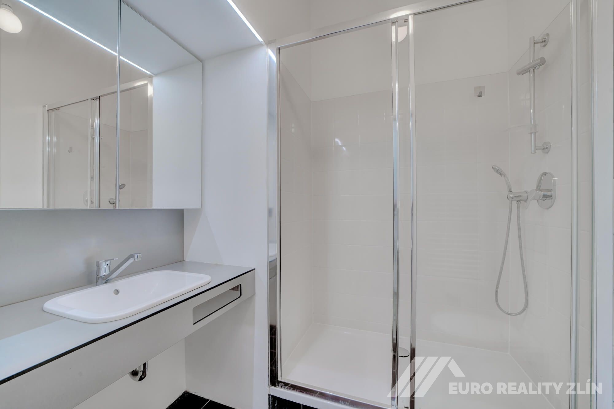Stylový loft v ikonické budově 32 ve Svitu, Zlín