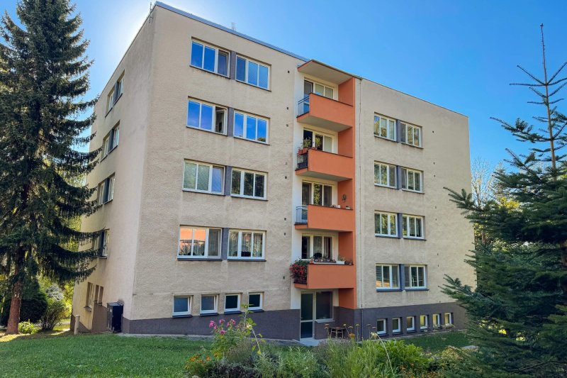 Prostorný byt 3+1 Filmové ateliéry Zlín