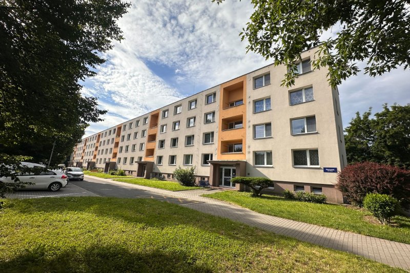 1+1 Zborovská, Zlín