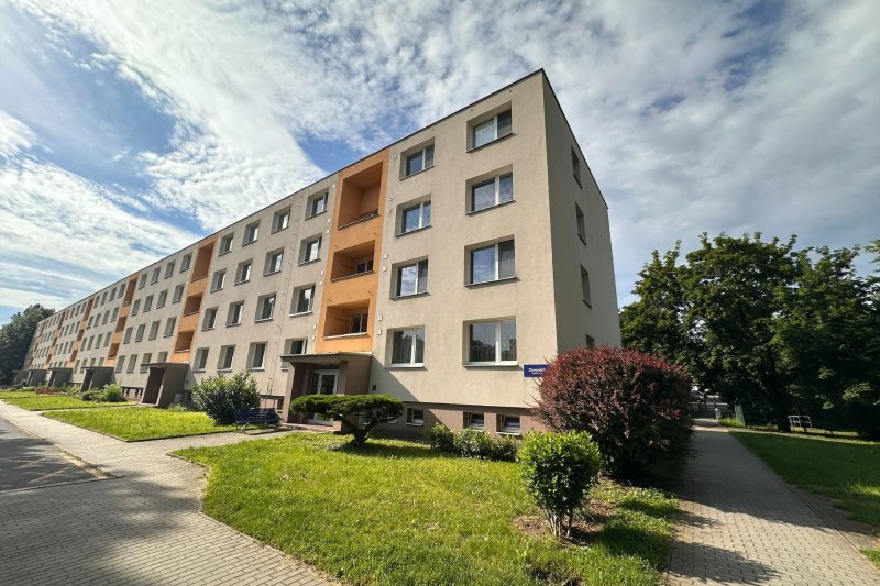 1+1 Zborovská, Zlín