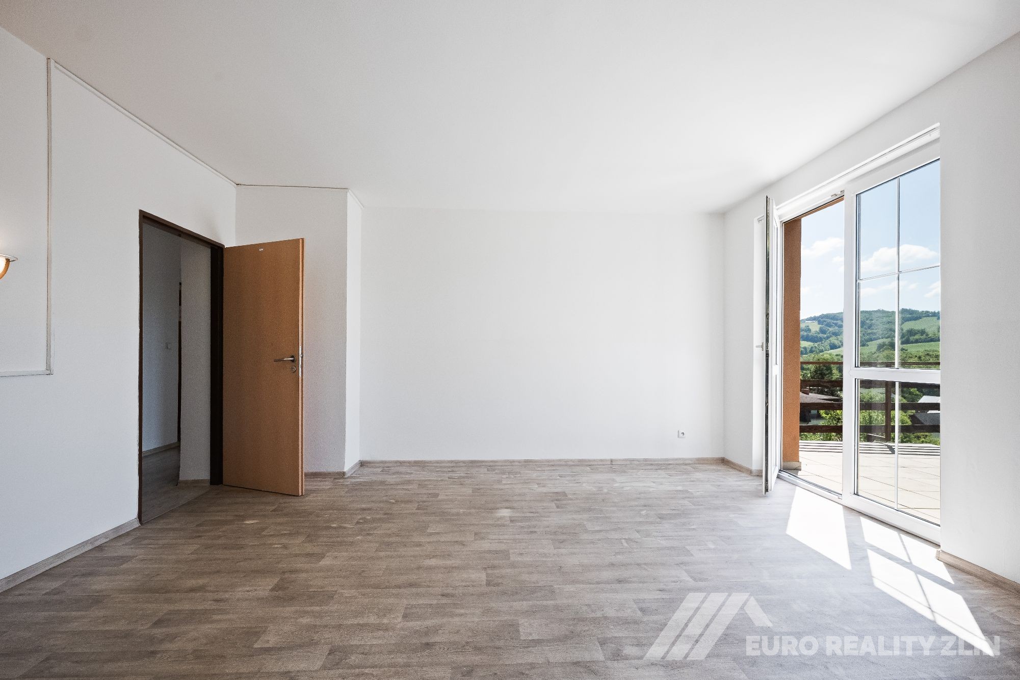 Prodej RD se zahradou v krásném prostředí obklopeném zelení