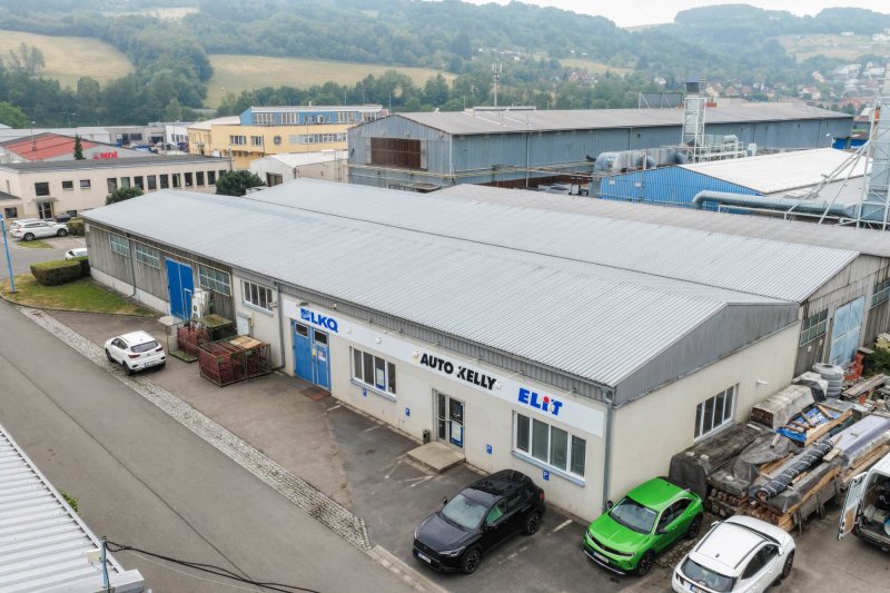 Komerční prostor se skladovací halou Zlín - Příluky