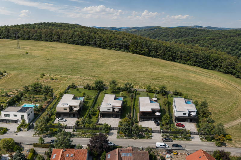 Stavební pozemek 1 429 m² Zlín, Ostrá Horka 