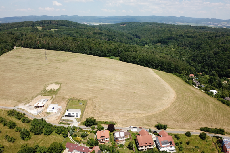 Stavební pozemek 1 429 m2 Ostrá Horka, Zlín
