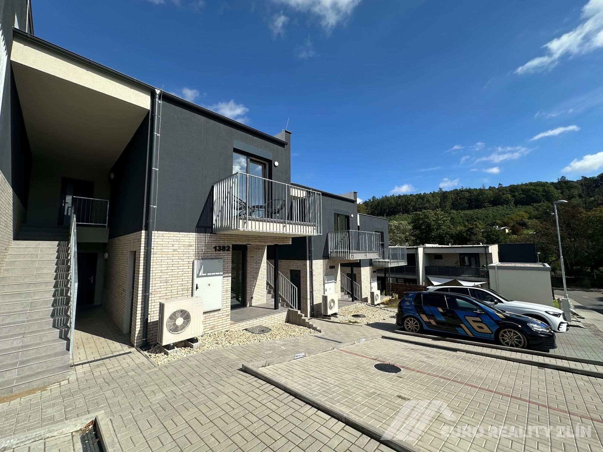 2+kk novostavba bytu s parkovacím stáním