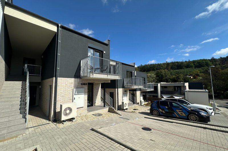 2+kk novostavba bytu s parkovacím stáním