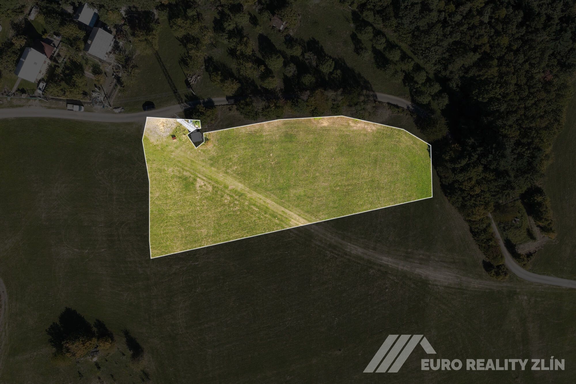 Pozemek 4 495 m² v Podkopné Lhotě – jižní orientace a krásné výhledy
