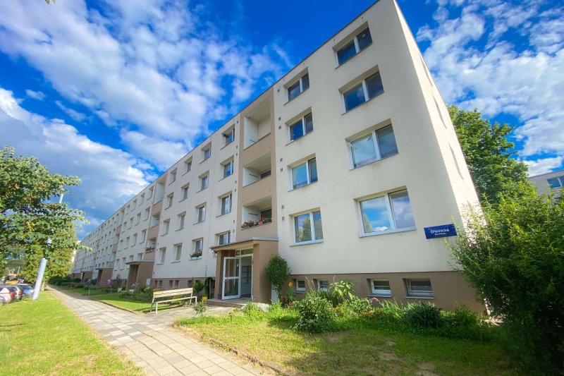 2+1 Bartošova čtvrť, kompletně zařízený byt s lodžií